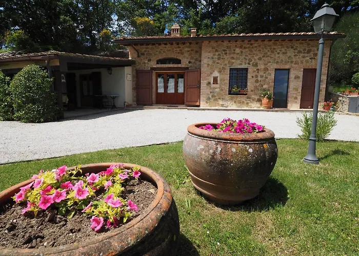 Gospodarstwo wiejskie Sassi Bianchi Sensano